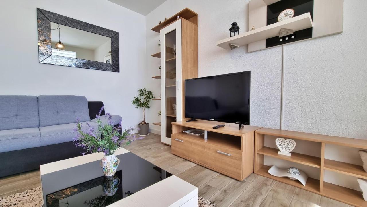 Apartments Slado Omiš Εξωτερικό φωτογραφία
