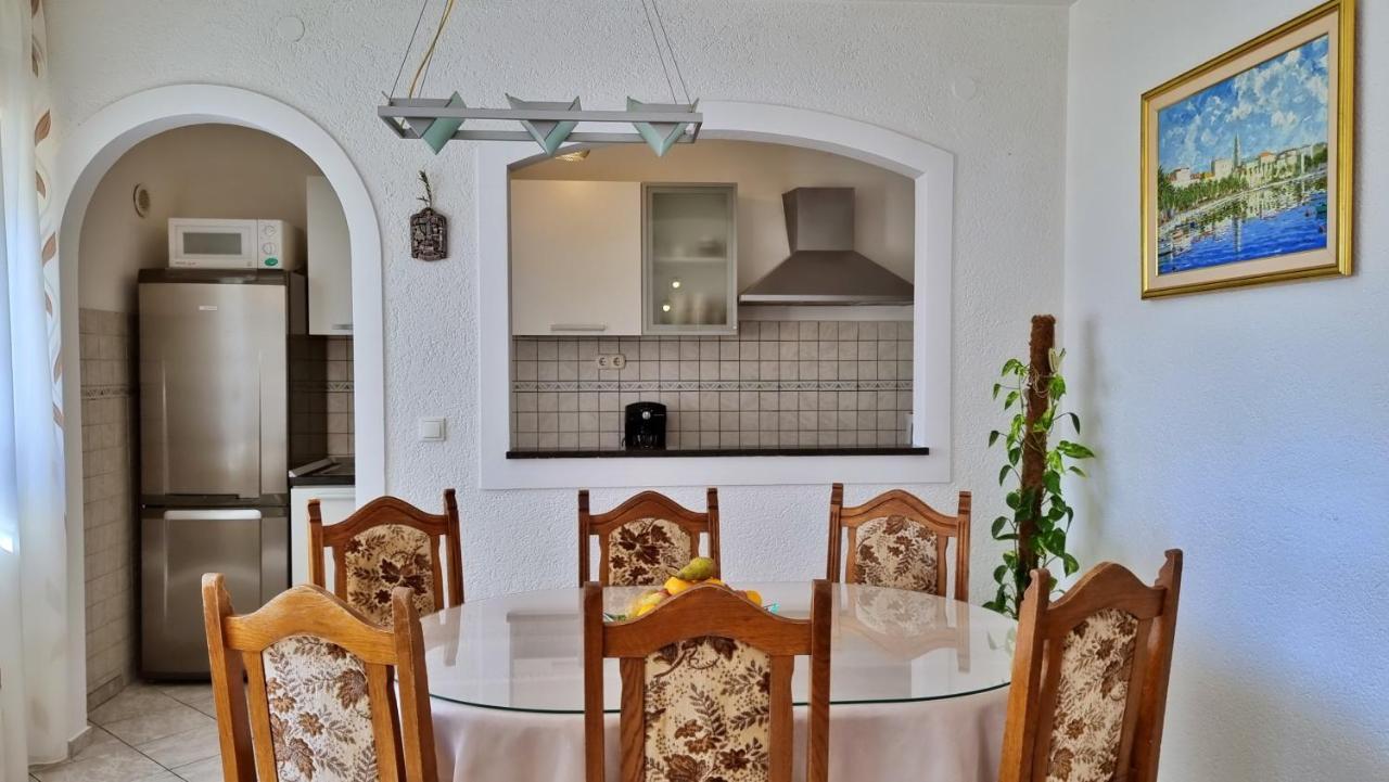 Apartments Slado Omiš Εξωτερικό φωτογραφία