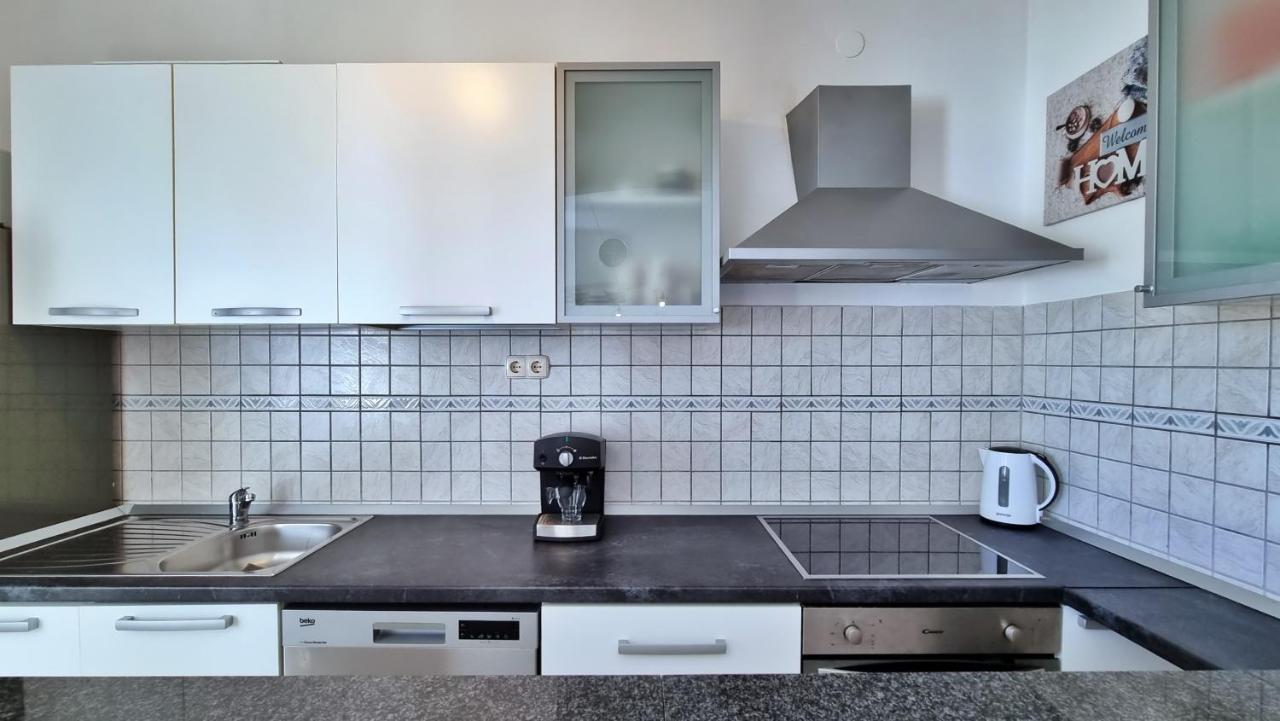 Apartments Slado Omiš Εξωτερικό φωτογραφία