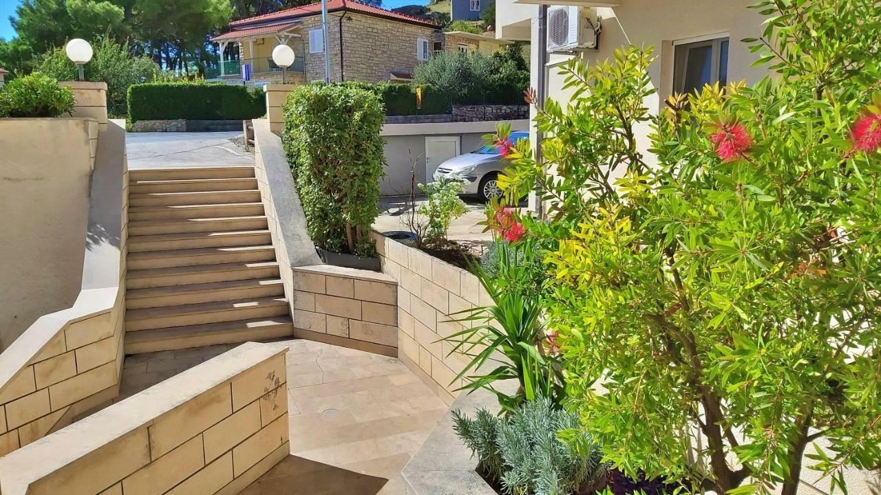 Apartments Slado Omiš Εξωτερικό φωτογραφία