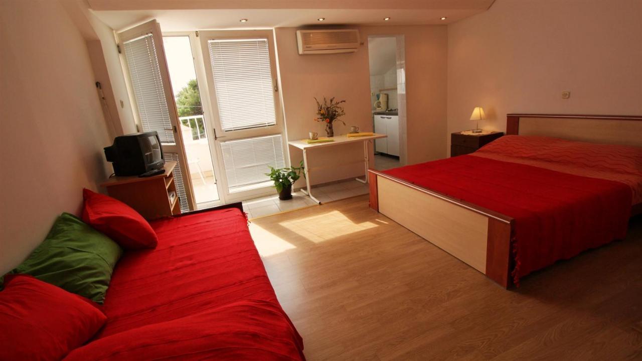 Apartments Slado Omiš Εξωτερικό φωτογραφία