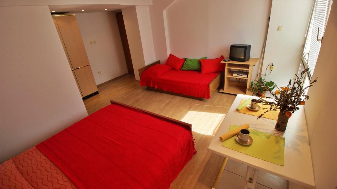 Apartments Slado Omiš Εξωτερικό φωτογραφία